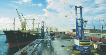 Mobile harbour cranes 